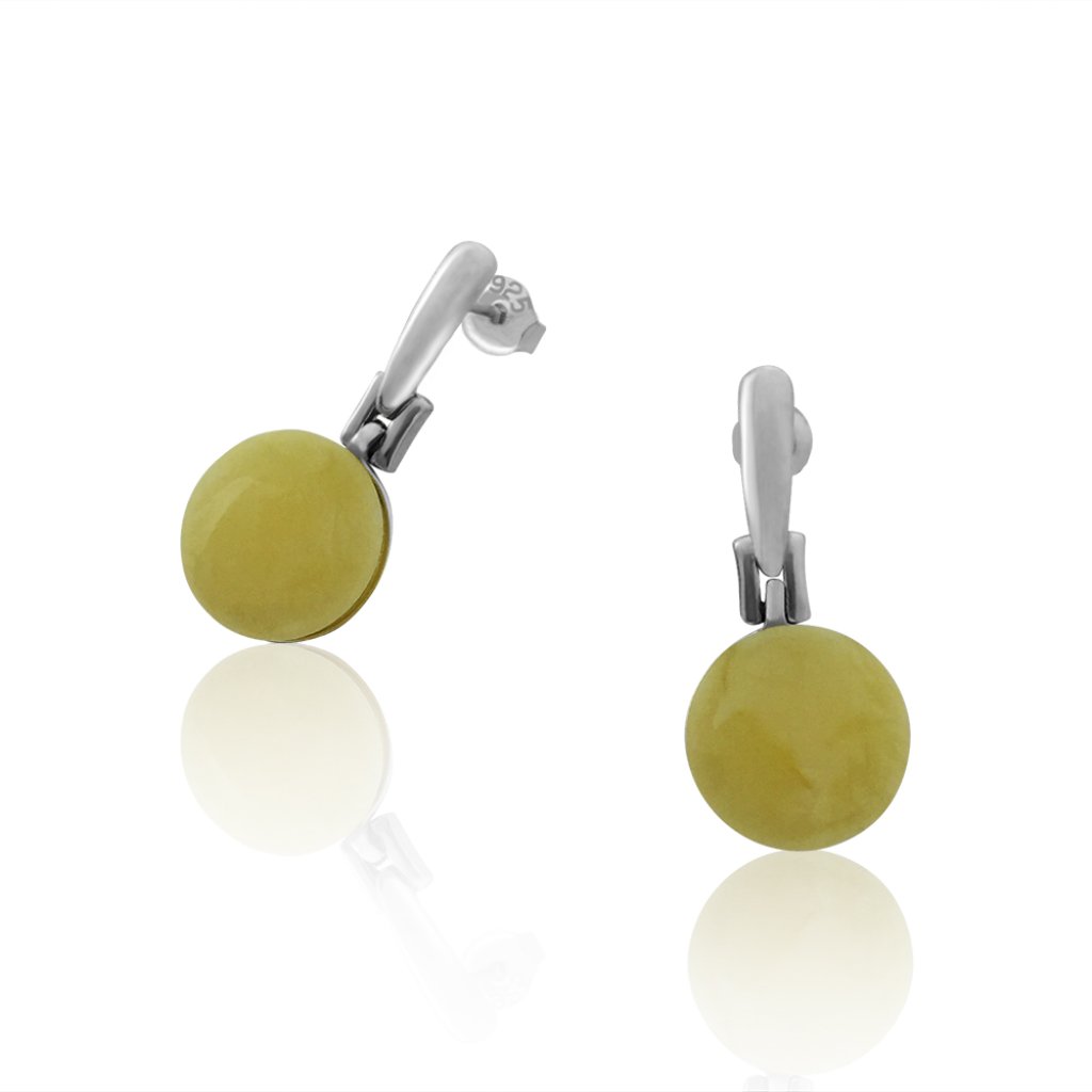 Store Liquidation Sale Classic Round Post Earrings With Milky Amber